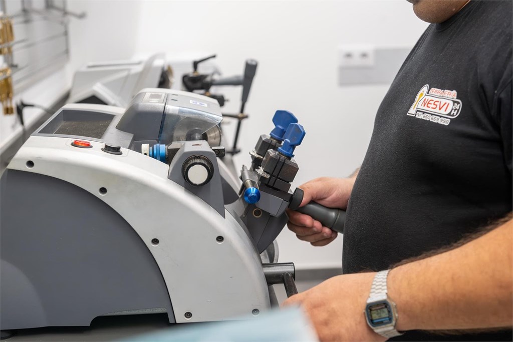 ¿Cómo saber qué modelo de puerta acorazada elegir para mi segunda vivienda?