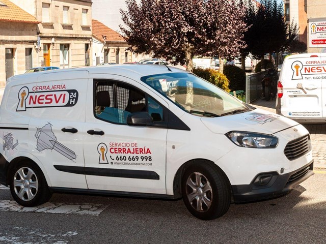 Mantenimiento de puertas y sistemas de apertura en Vigo