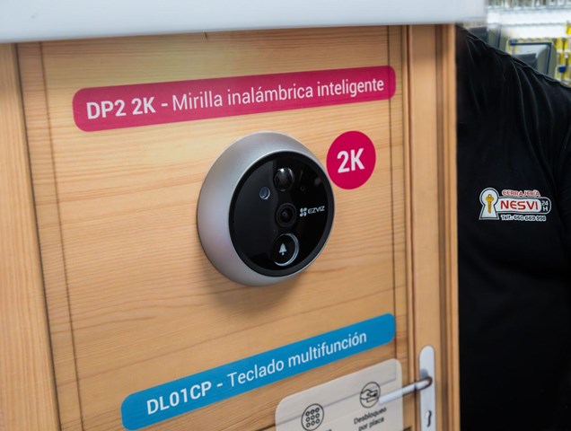 Mirillas inteligentes en Vigo para ver quién llama - Imagen 1
