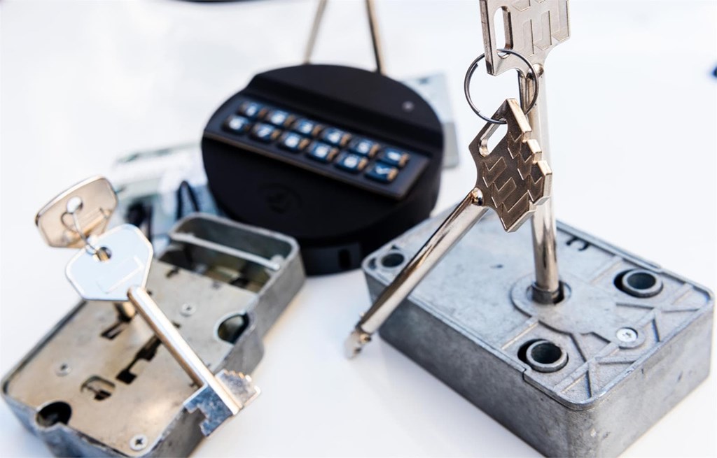 ¿Pueden los cambios de temperatura afectar a mis cerraduras?