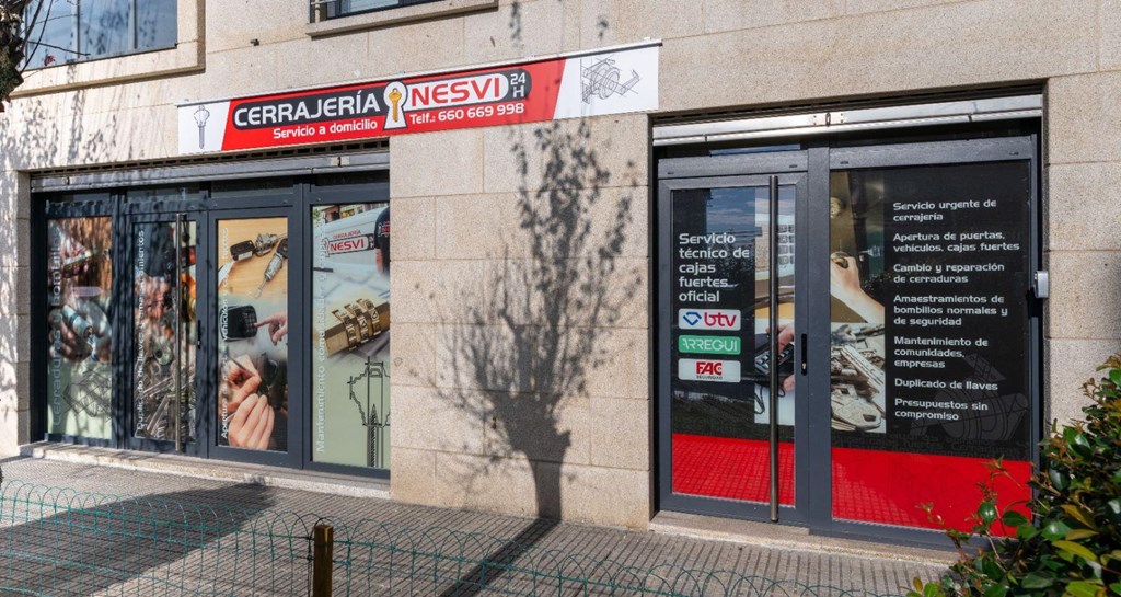 Foto 1 Tu cerrajero de confianza en Lavadores (Vigo)
